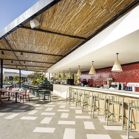 Barcelo Lanzarote Royal Level 4* كوستا تاغيسي